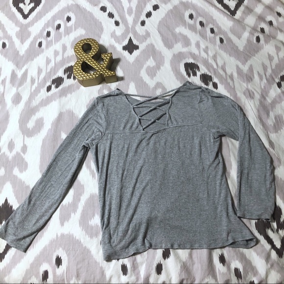 I.N. San Francisco gray top size Large - Picture 7 of 7